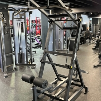 Commercial Gym Installation Featuring Skelcore Plate-Loaded Strength Equipment