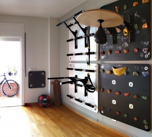 Training Wall® home fitness for the whole family