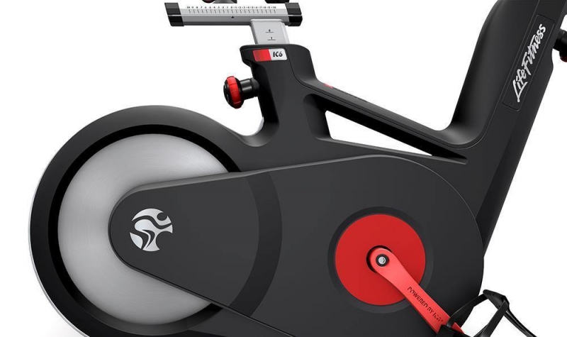 Bicicleta indoor sales ic6 life fitness