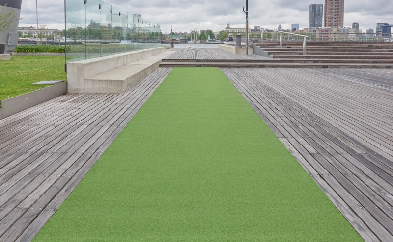 Roll Out Outdoor Sports Turf 