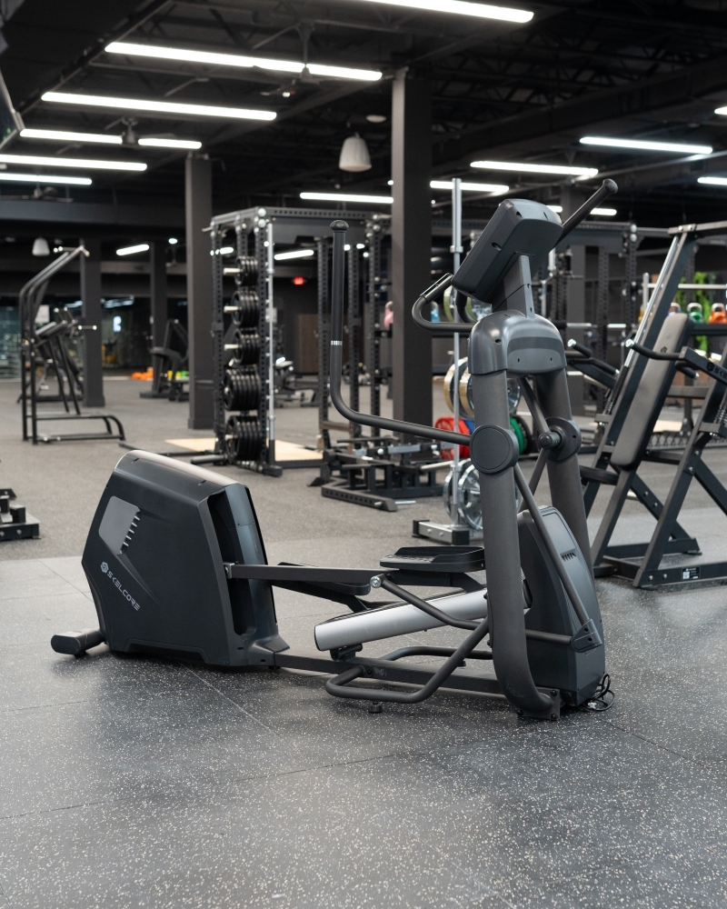 Skelcore Power Series 2.0 Commercial Elliptical Cross Trainer - Display Model