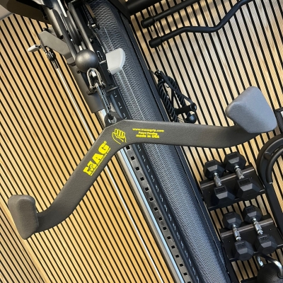 MAG Grip Medium Pronate Lat Pulldown - Display Model 