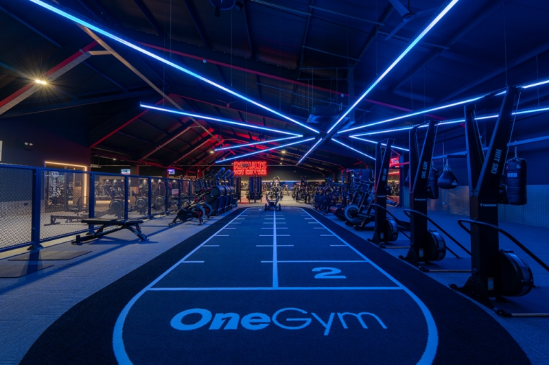 TRACKZ Custom Logo Sprint Track